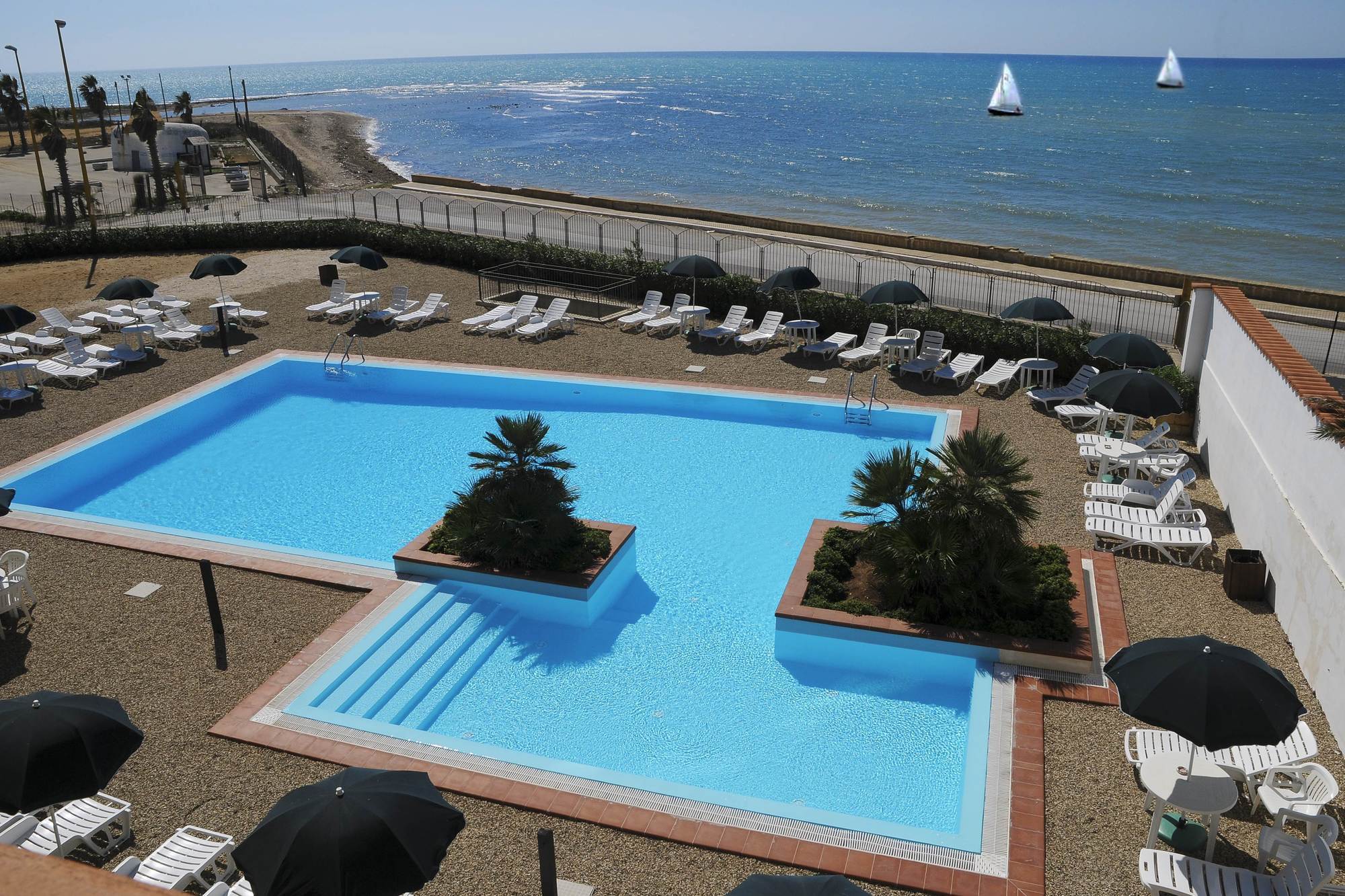 Residence Hotel Antica Perla Сан-Леоне Экстерьер фото
