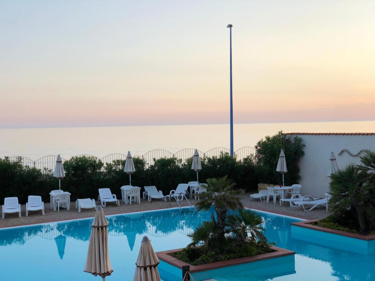 Residence Hotel Antica Perla Сан-Леоне Экстерьер фото